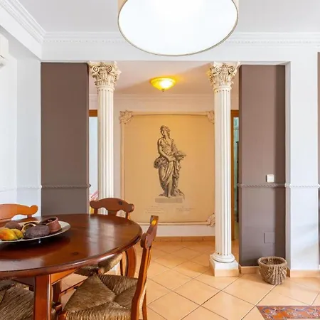Belvilla By Oyo En Appartement